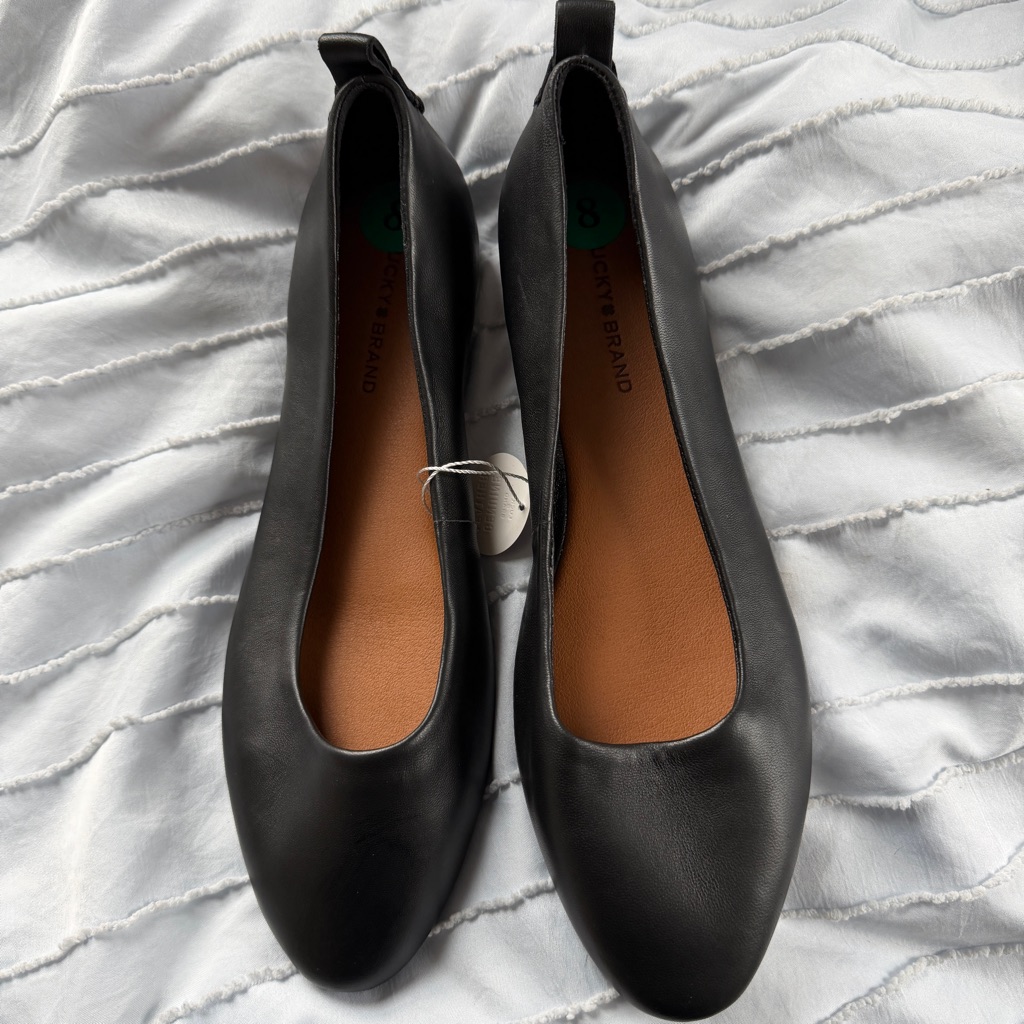 8m 39 Lucky Brand Classic Black Womens Flats